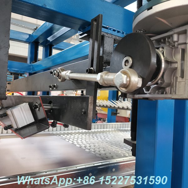 EPS sandwich panel machine