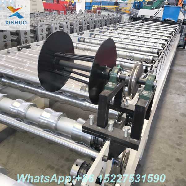 rubber-plastic-insulated-glazed-tile-roll-forming-machine
