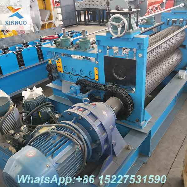 metal-sheet-embossing-machine