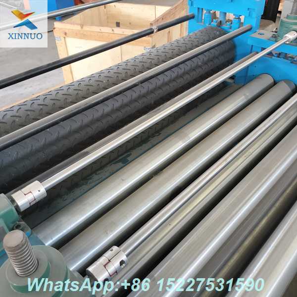 metal-sheet-embossing-machine