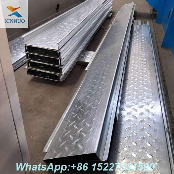 floor-deck-roll-forming-machine