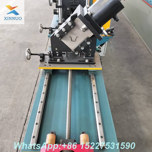 hat-type-keel-roll-forming-machine
