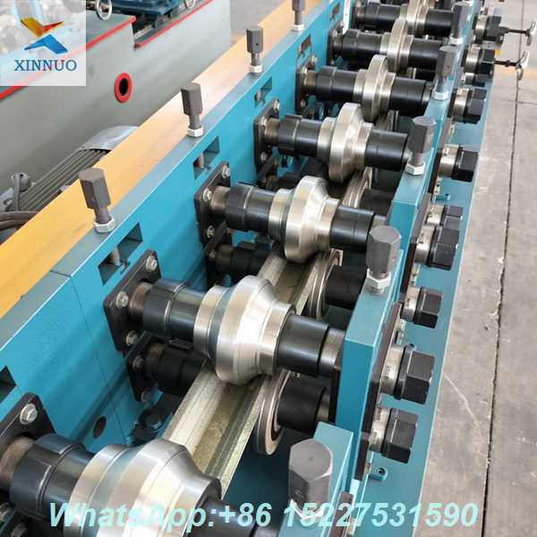 hat-type-keel-roll-forming-machine