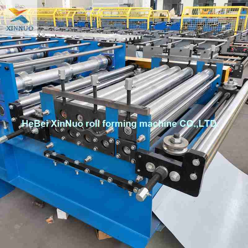 870 Soundproof Panel Roll Forming Machine